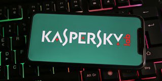 قامت Kaspersky بطرح أداة لاكتشاف هجمات التجسس التي تستهدف هواتف iPhone

وتتوفر هذه الأداة لأجهزة التشغيل macOS و Windows و Linux بلغة برمجة Python، وتتيح للمستخدمين البحث تلقائيًا عن أثر الإصابة بالبرامج الخبيثة، ومن ثم التحقق مما إذا كانت أجهزتهم معرضة للإصابة.

كما ينبغي على