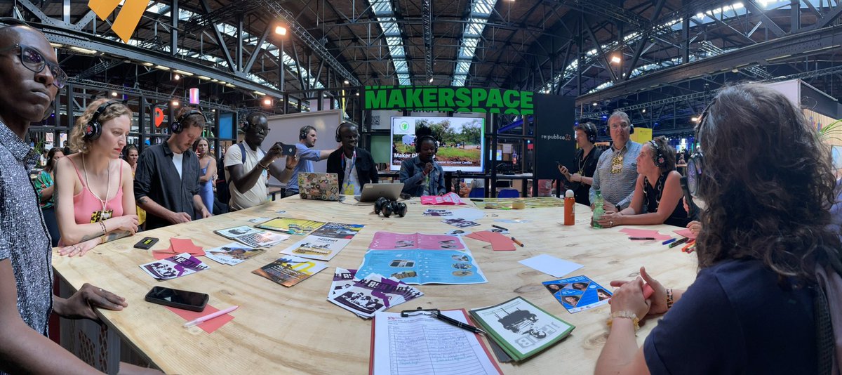 “South Maker Dialogue: Using Open Tech and Media Innovation to Counter Conflict and Violent Extremism” with
Maliamungu Richard , Mbuh Stella, Sharlotte Ainebyoona Kigezo

🔗Read More
re-publica.com/de/session/sou…

#republica23 #rp23 #wearegig #10xgig #cash