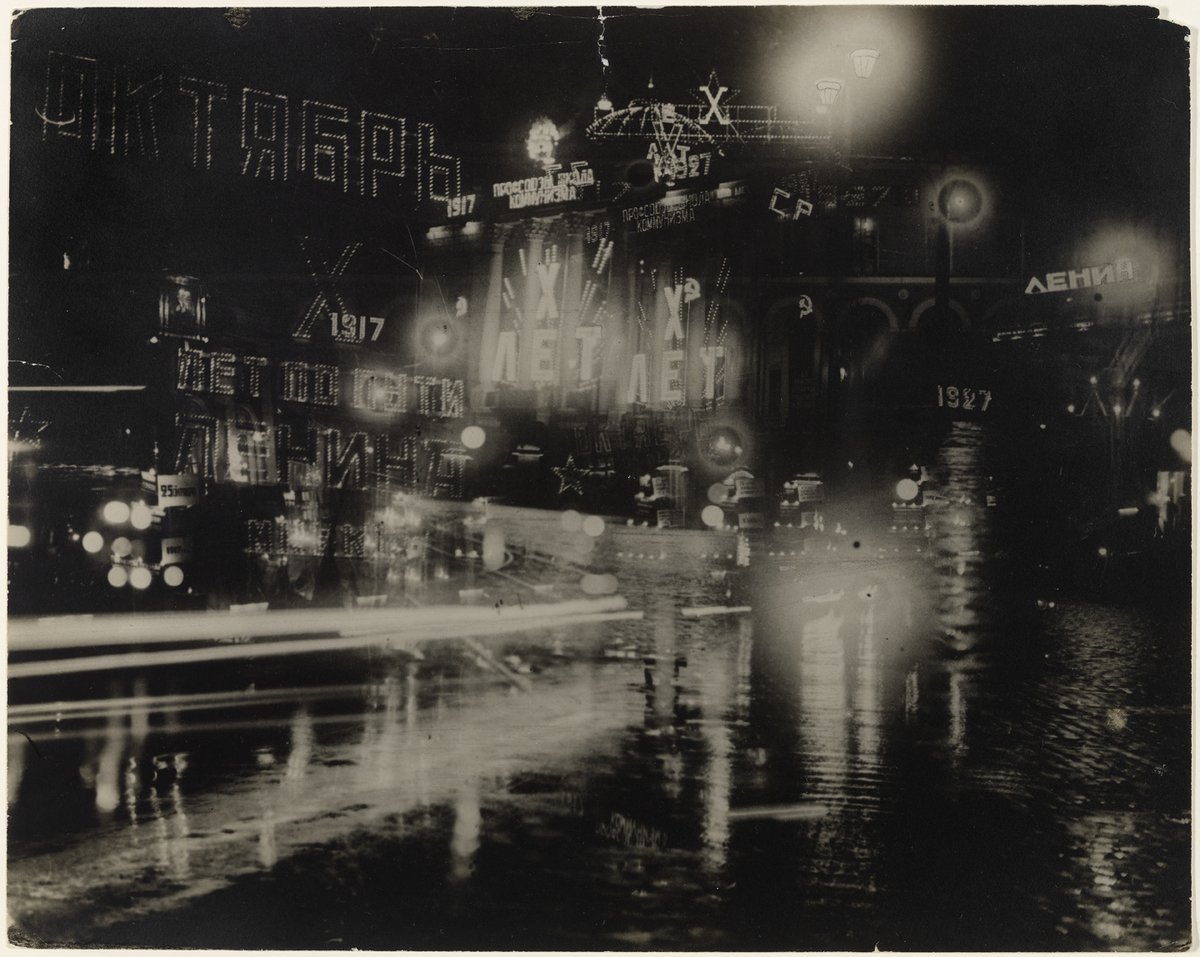 1-2 Knud Lönberg-Holm. New York: Broadway at Night in Erich Mendelsohn's Amerika, 1926.
3 El Lissitzky. Record, 1926. 
4 Roman Karmen. Moscow Illuminations Celebrating the Tenth Anniversary of the Russian Revolution, 1927.
moma.org/collection/wor… | moma.org/interactives/o…