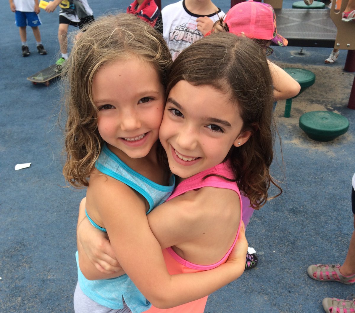 Learning French is just one aspect of our summer camp. At Camp T, it's all about the friends and community you make while learning and having fun!

 #summercamp #summer #french #frenchsummercamp #frenchdaycamps