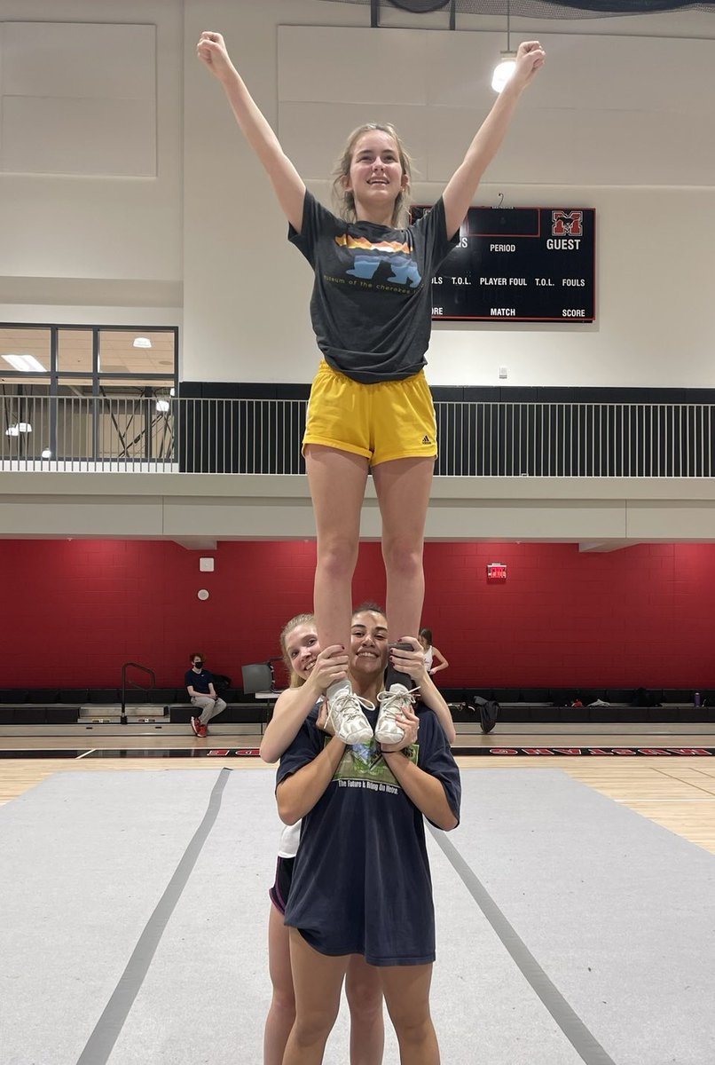 Mrs. Amos tweet media