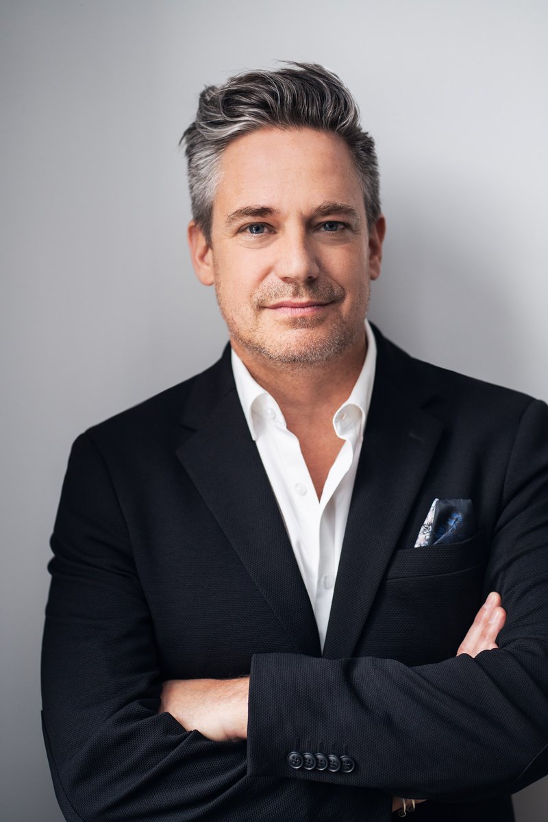 CdnHeritage's tweet photo. Congratulations to Jean-François Bélisle on his appointment as Director and CEO of the National Gallery of Canada for a term of five years. @NatGalleryCan  

➡️https://t.co/VoQ3XqxoD3

📷 Claudia-Morin Arbour Photographe https://t.co/7LmYXSZB9o
