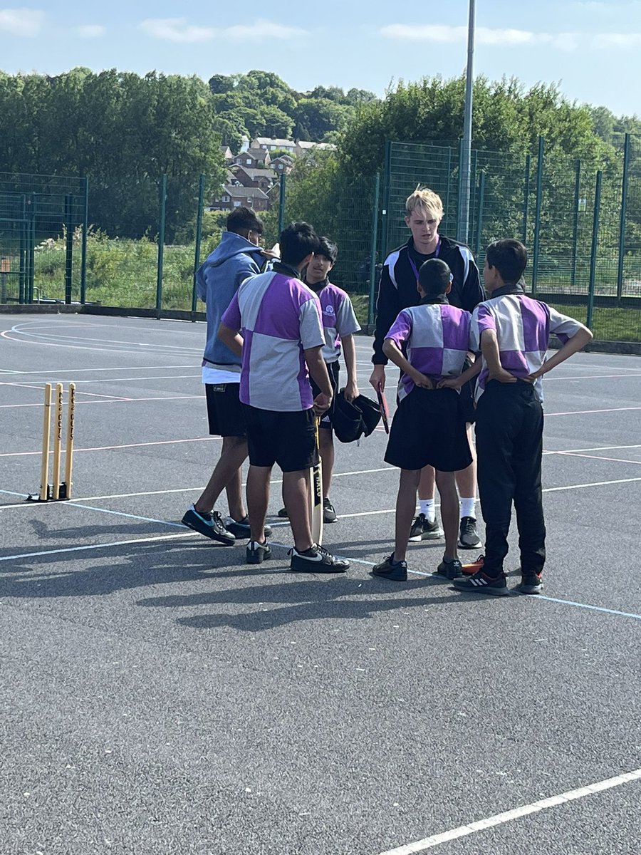 M Leathert tweet media