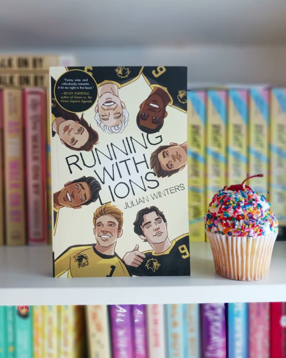 julianw_writes's tweet photo. 5️⃣ years later! I can't put into words how amazing this journey has been. #RunningWithLions changed my life.

Thanks for loving my little book about found family, soccer, being proud of who you are, and rejecting toxic masculinity in sports. For giving me this dream. 💛⚽️🖤 https://t.co/aJ2oJcFPW0