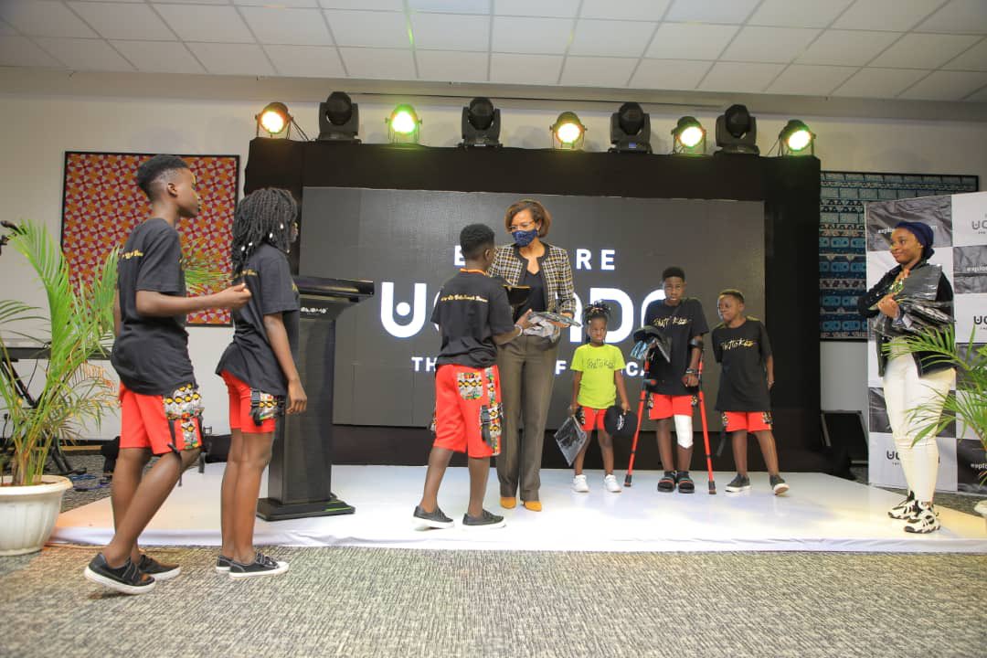 KyasimireAlice's tweet photo. @TourismBoardUg welcomes @GhettoKids_Kla back home๐บ๐ฌ๐บ๐ฌthanks for making the pearl shine๐บ๐ฌ๐บ๐ฌand i was honoured to be among the few artists that graced the function๐ผ๐ผ๐ผ๐บ๐ฌ๐บ๐ฌ
#WELCOMETOUGANDA
#OBUKOMOOKO https://t.co/ILG4J6GScU