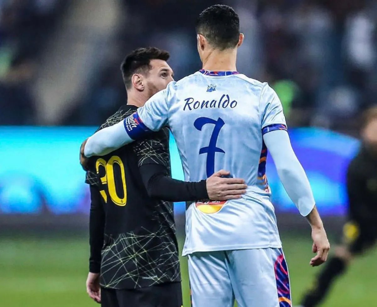 Juezcentral's tweet photo. Tras 20 años, no tendremos ni a Messi ni a Cristiano Ronaldo en competiciones europeas. 

Se va terminando una era que nos entregó una de las mejores rivalidades de la historia. No se olvidará. https://t.co/aiuUC8DLUV