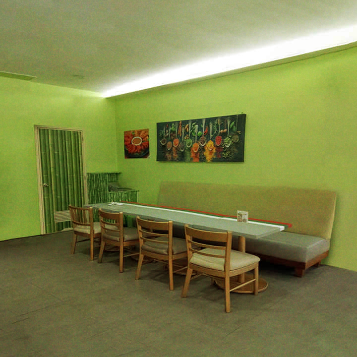 AppolLiminality's tweet image. #liminalspace photo - Bistro