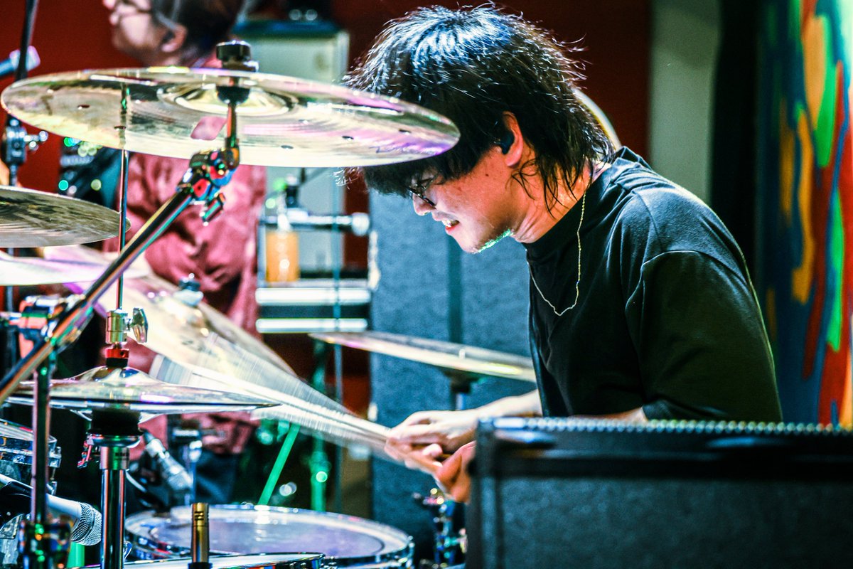（ど）れ み🎹 on Twitter "RT kosshi_drums Jam Fuzz Kidさんで 大阪・心斎橋Pangea でした