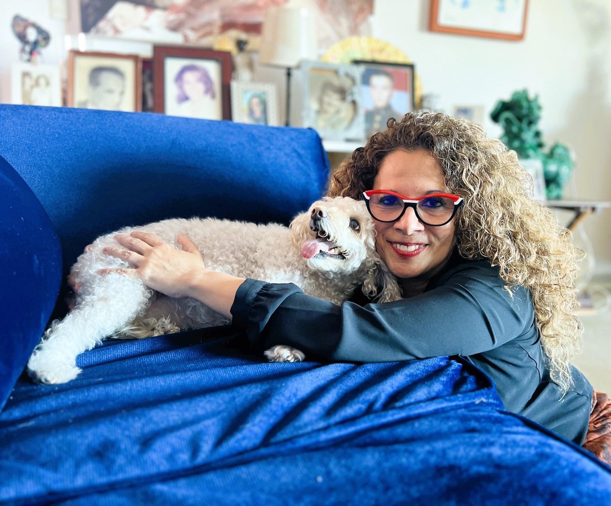 RocioAbreuA's tweet photo. Dice #chatona que mucho ánimo amigas y amigos, que hoy van a tener un gran día. 🐶🥰
¡Bendiciones!❤️ https://t.co/Xg3uNPilLR