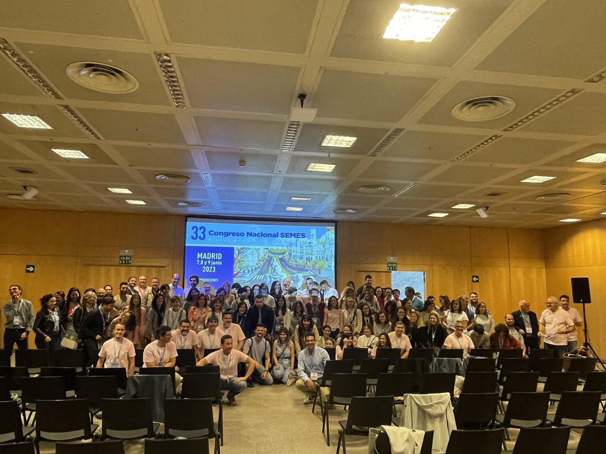 ecoSEMES_'s tweet photo. No es por fardar pero… 100 asistentes, 20 ecógrafos,  14 ponentes… #SEMES2023 https://t.co/2Ab1QAOYwq