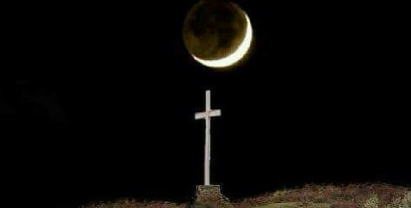 O_CANBAZ's tweet photo. Dağlara istediğiniz kadar haç dikin.
Gökyüzüne her baktığınızda Hilal göreceksiniz🌙🇹🇷 https://t.co/OqHn4pruRH