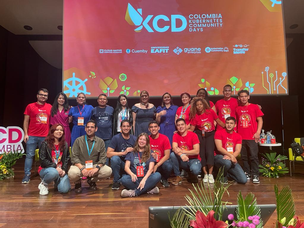 dresq28's tweet photo. Desde la comunidad @Web_3foru agradecemos a @KCDColombia por este evento tan genial! Aprendimos demasiado y fue demaciado enriquecedor en todos los sentidos. Simplemente GRACIAS. https://t.co/92CLCeCCiz