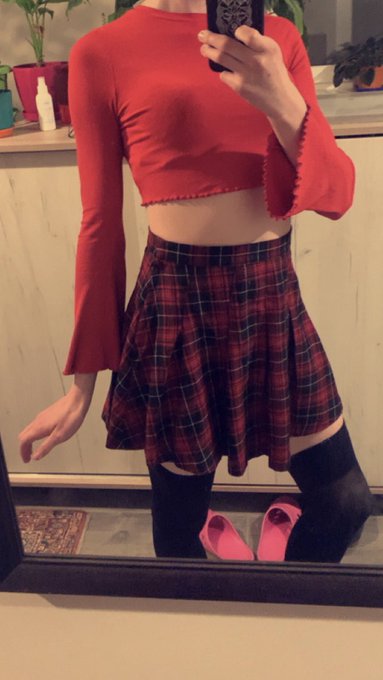 Hot or not Haha https://t.co/8SDL7ipEwt<a href="/tag/femboy"class="tags"><span>#femboy</span></a>