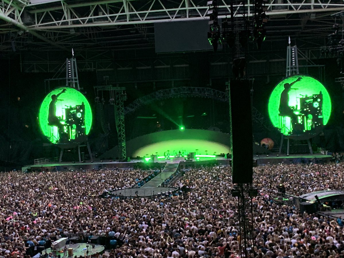 EventRater's tweet photo. 👏🏻 Ardderchog @coldplay @principalitysta #ColdplayCardiff #MusicOfTheSpheresWorldTour https://t.co/MDqp5Kf8On