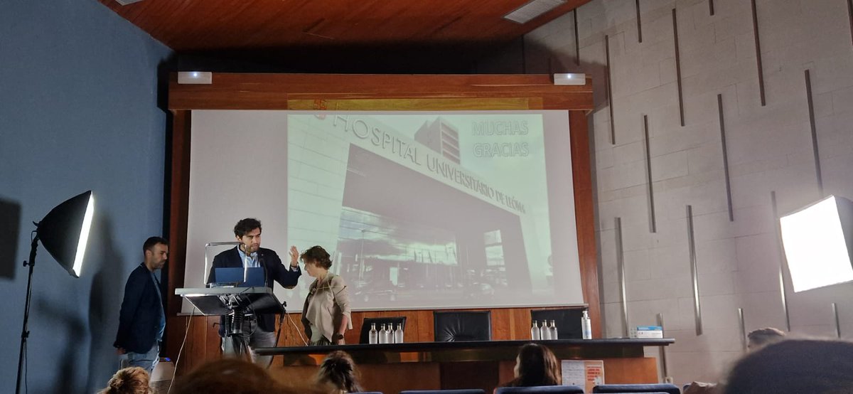 Reumatología León tweet media