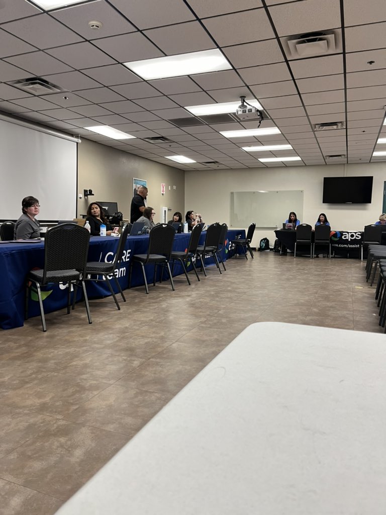 .<a href="/apsFYI/">APS</a> Open Houses are always such great events! Customers are able to speak face to face with customer service reps, ask Solar questions and meet with agency partners.