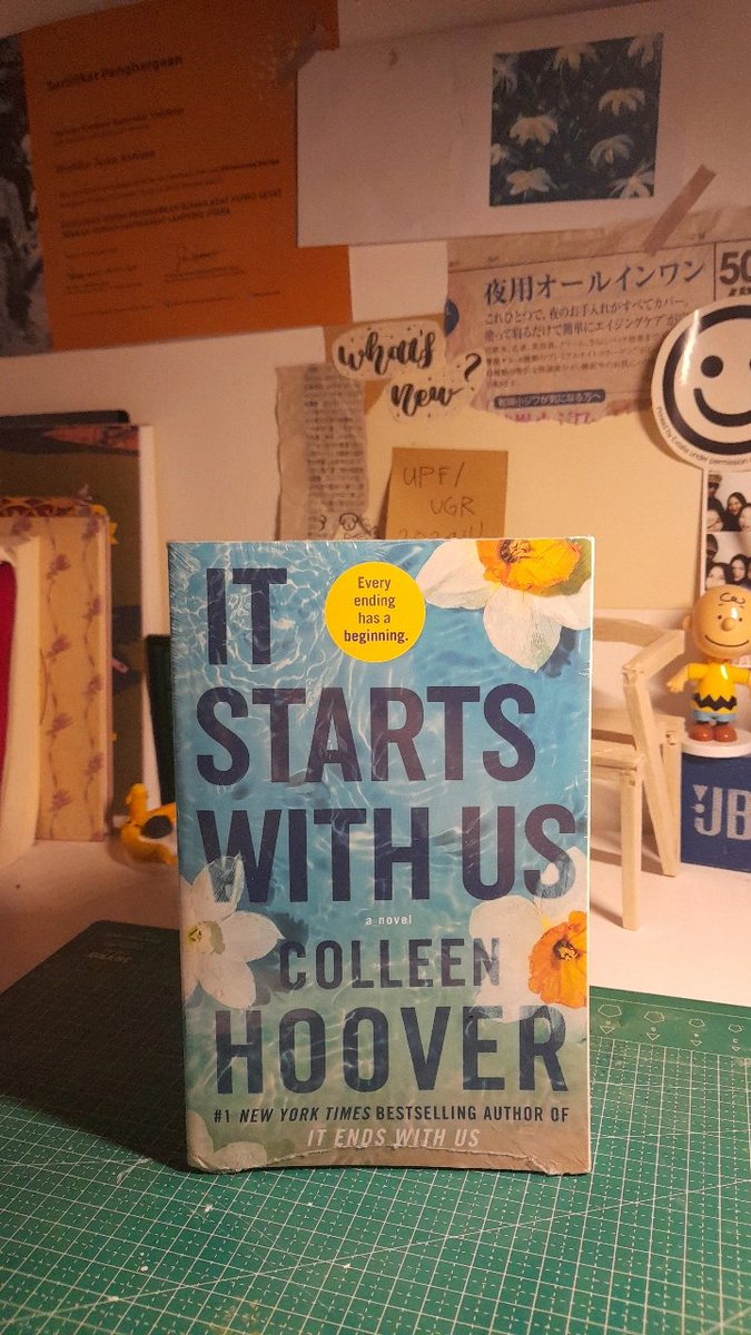 pewsitivee's tweet photo. @literarybase it starts with us 250k boleh nego, new masih segel https://t.co/hW2XjwyFLl