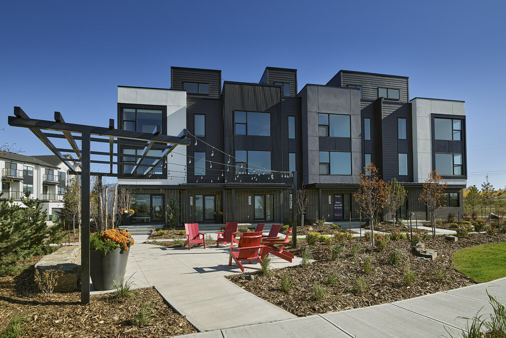 CNWESG's tweet photo. In conjunction with National Environment Week, Built Green Canada encourages municipalities to recognize today Green Building Day—to raise awareness &amp; support for sustainable building practices... https://t.co/R6L9rFG2ye https://t.co/6LXyYU5r1v https://t.co/BoUl4PitK9