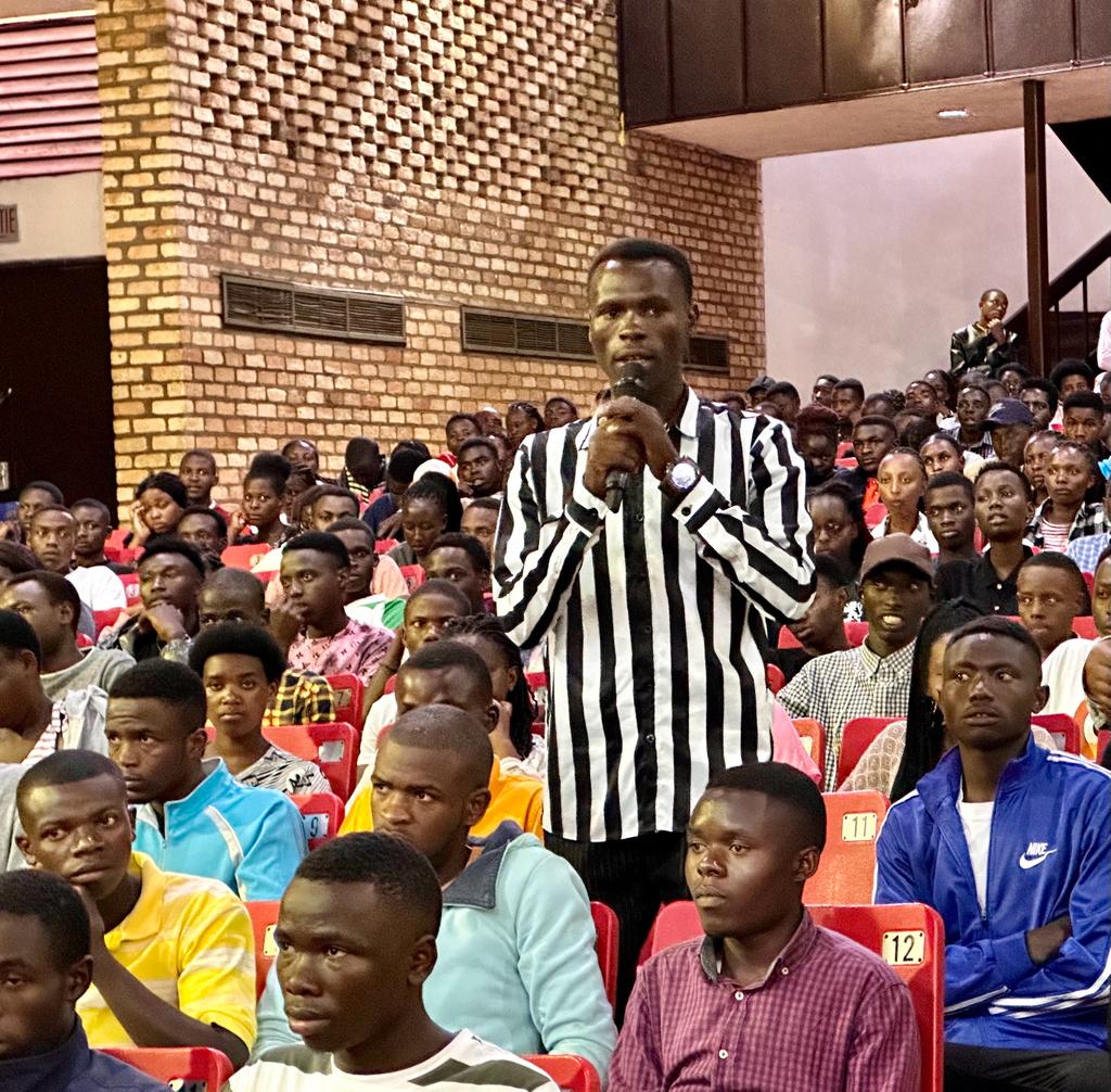 What a rollercoaster of emotions! 🎢 😍🤗 as our team of Pharmacists and Lawyers who are also University of Rwanda alumni took a trip down memory lane where they visited the university to meet over 1,500 students with whom they shared their knowledge on different topics related