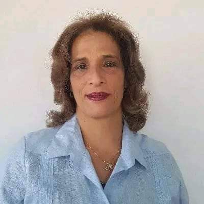 MayraLluis62330's tweet photo. El colectivo de trabajadores de la Unidad Empresarial de Base Manzanillo perteneciente a la Universal Granma le desea un feliz cumpleaños a Betsy Díaz Velázquez, Ministra de Comercio Interior.
Le deseamos mucha salud y éxitos en su tarea.
#UebManzanillo
#UniversalGranma https://t.co/Wq6U6cMwSu