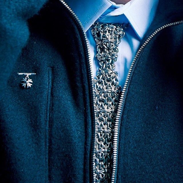 Shtreetwear's tweet photo. Chrome Hearts Tie https://t.co/zNRQeKMGIL