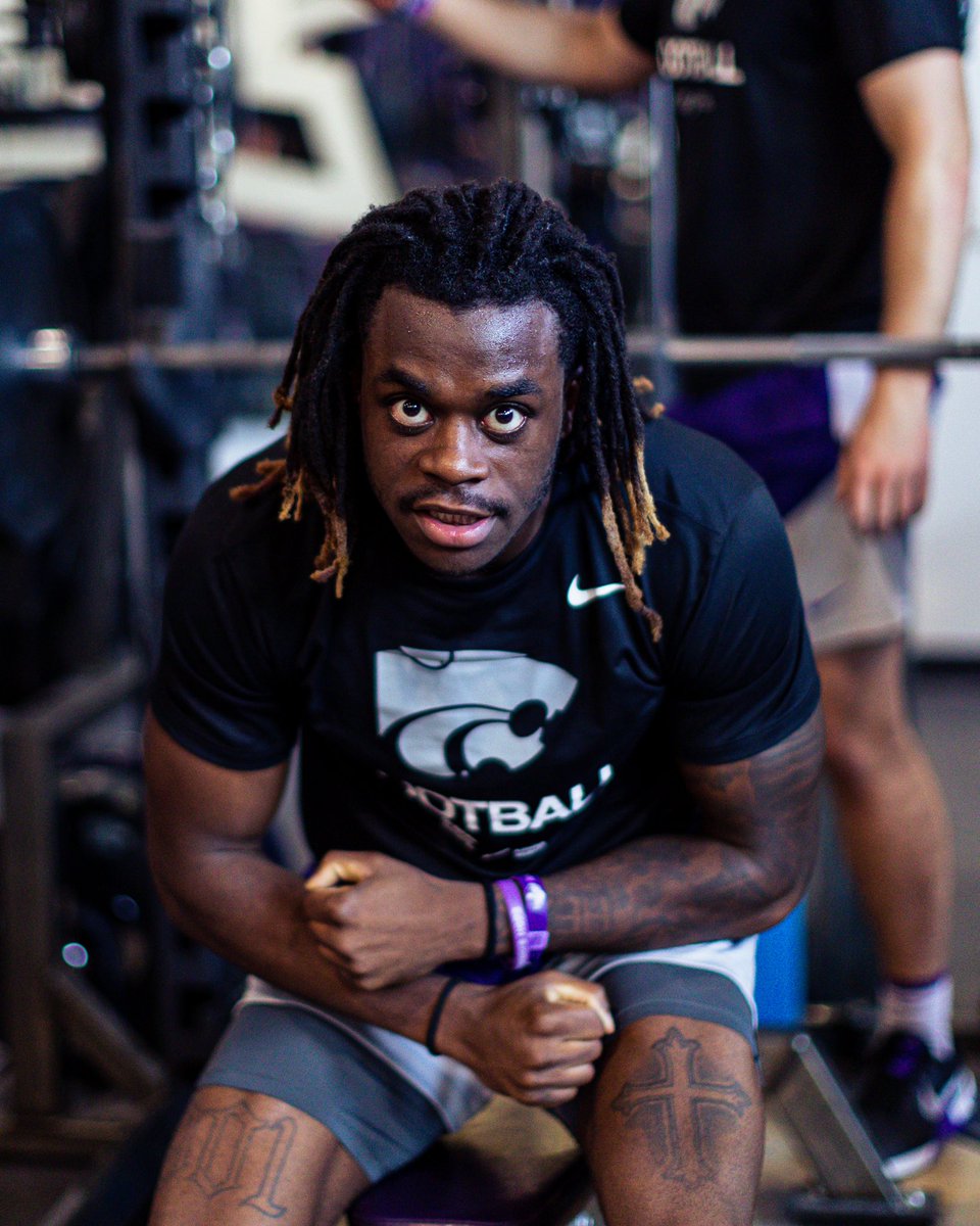 KStateFB's tweet photo. Brick by brick https://t.co/AB3Ml4DF0O