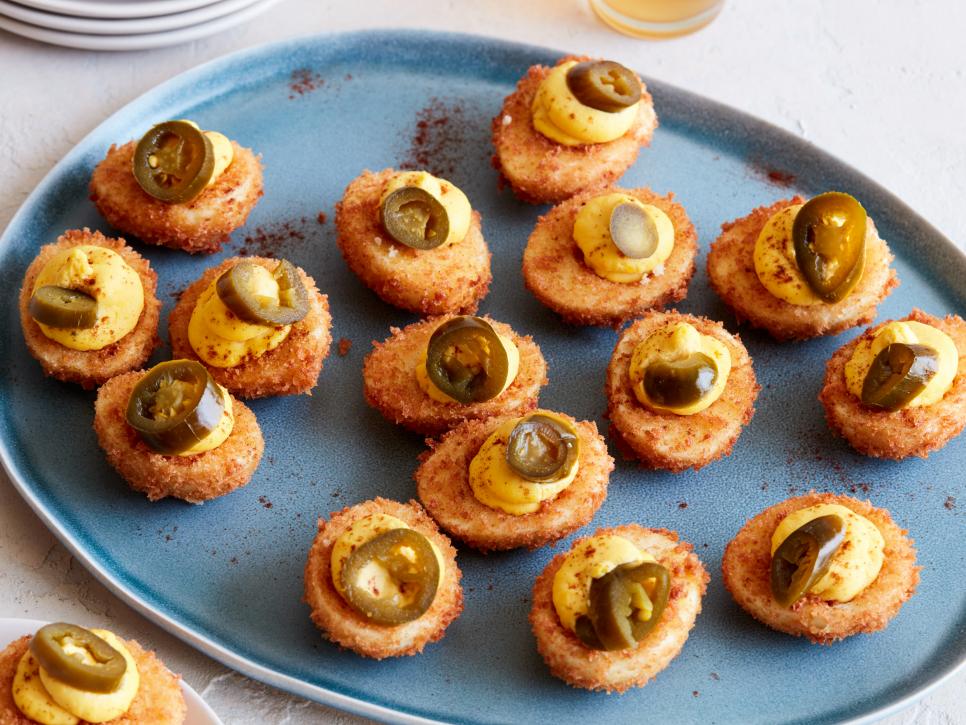 TobinHillRental's tweet image. These inspired deviled egg recipes play off the classic dish. #foodinspiration #learningtocook  cpix.me/a/171129308