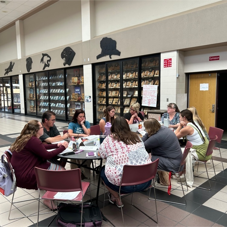USAKansas's tweet photo. Great Bend Leadership Teams working on collective efficacy for their sites. #Summerelevate23 https://t.co/9Diuhr0Nwb