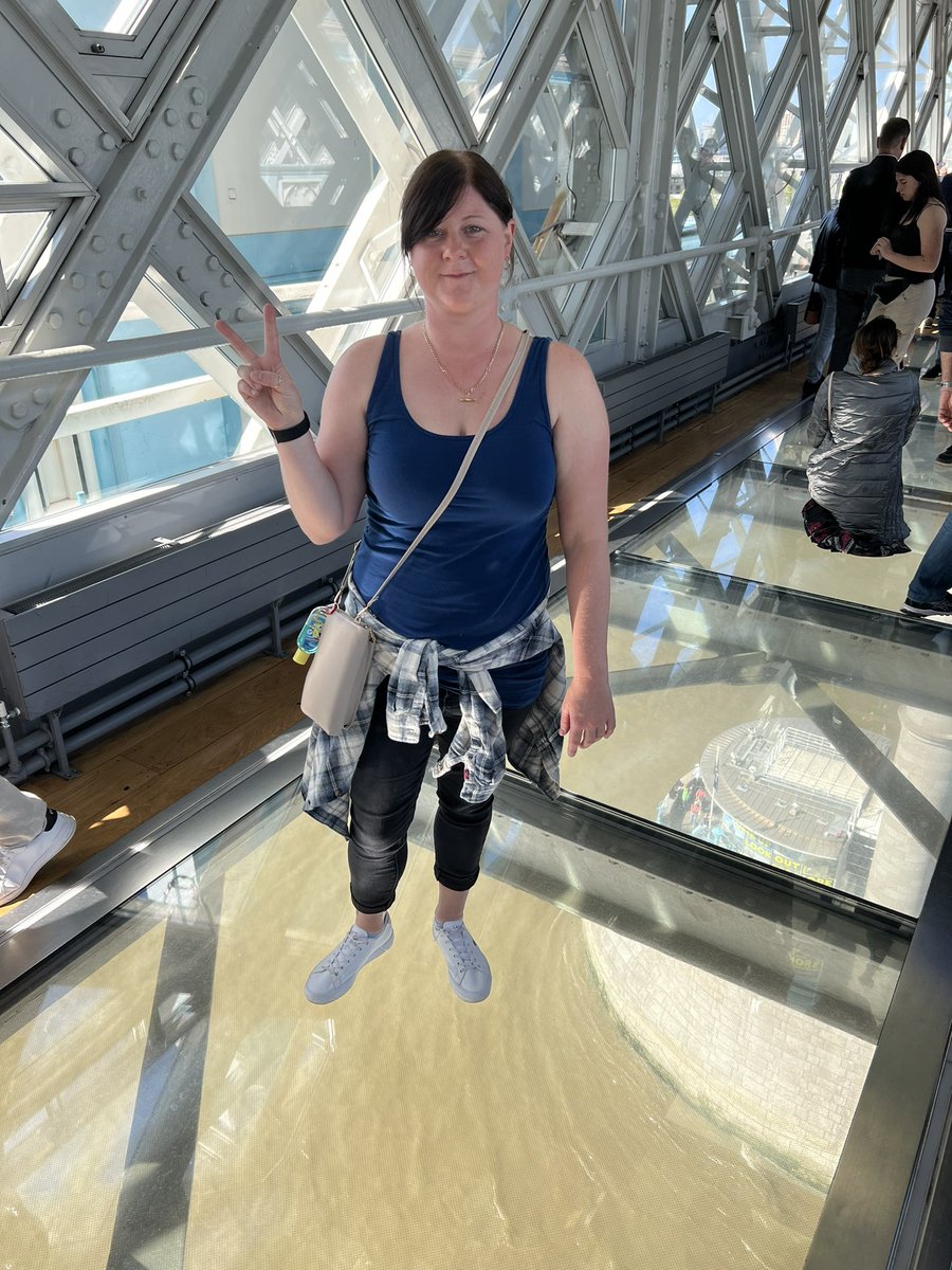 frizma's tweet photo. Tower bridge and glass floor walk 😁 good activity for the day #london #towerbridge https://t.co/L6XGxmxqvV