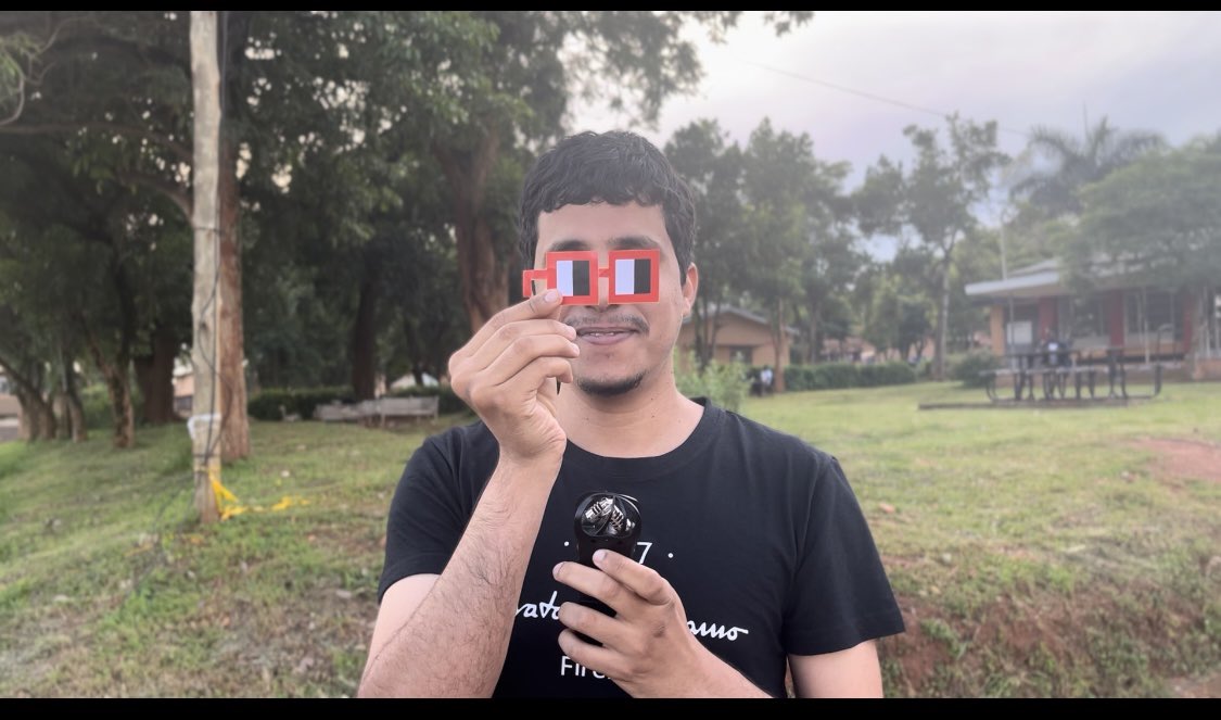 MALCOM_ERANDA's tweet photo. What do you know about NounsDao?
@nounsdao @OTGWTF @aubtoshi_nft @cheffo_nft
#daowork https://t.co/F5z2sYtSDt