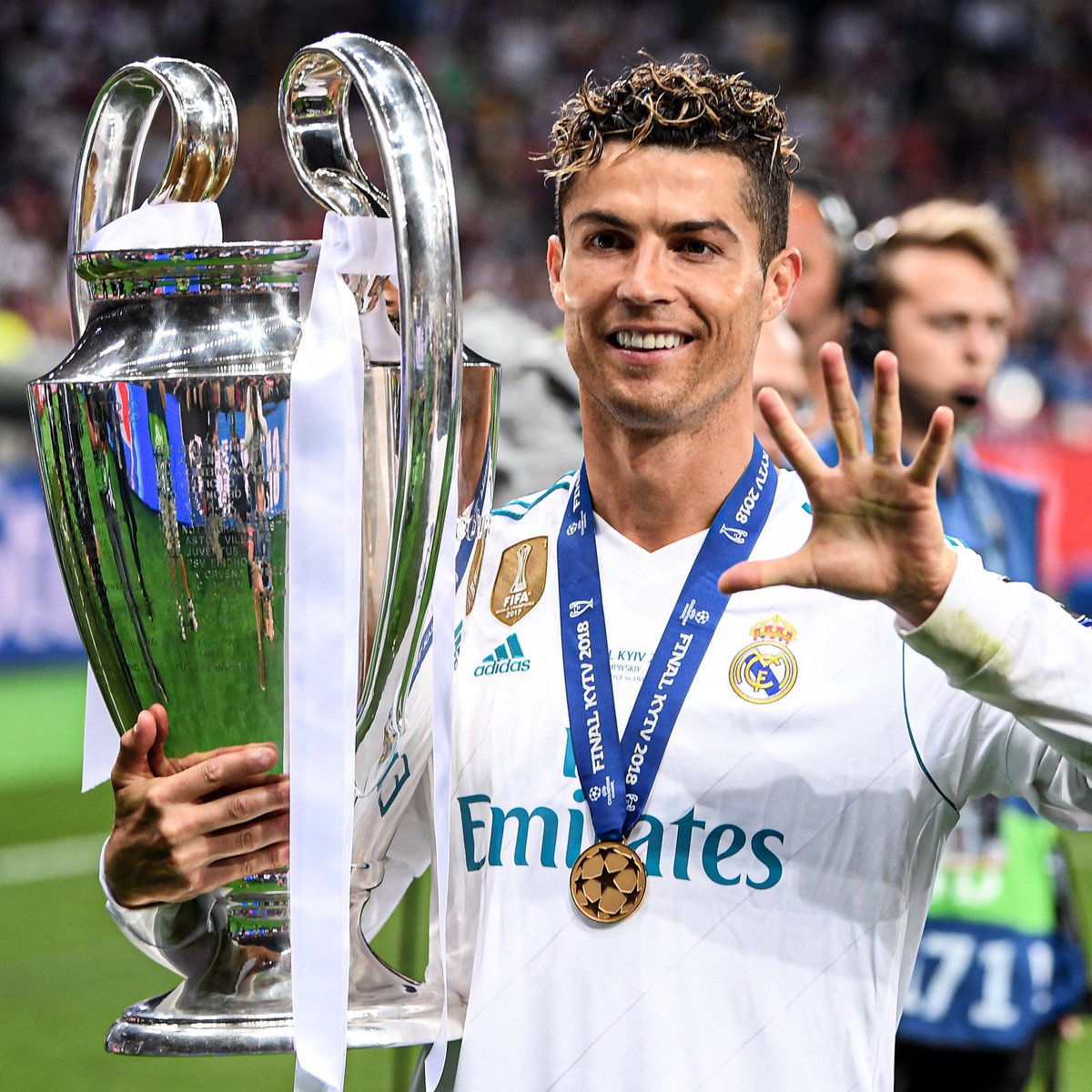 CFC_Janty's tweet photo. BREAKING: For the First time since 2003 we won’t be seeing both Cristiano Ronaldo and Lionel Messi in the UCL.

It was special https://t.co/fs4kEKoLP7