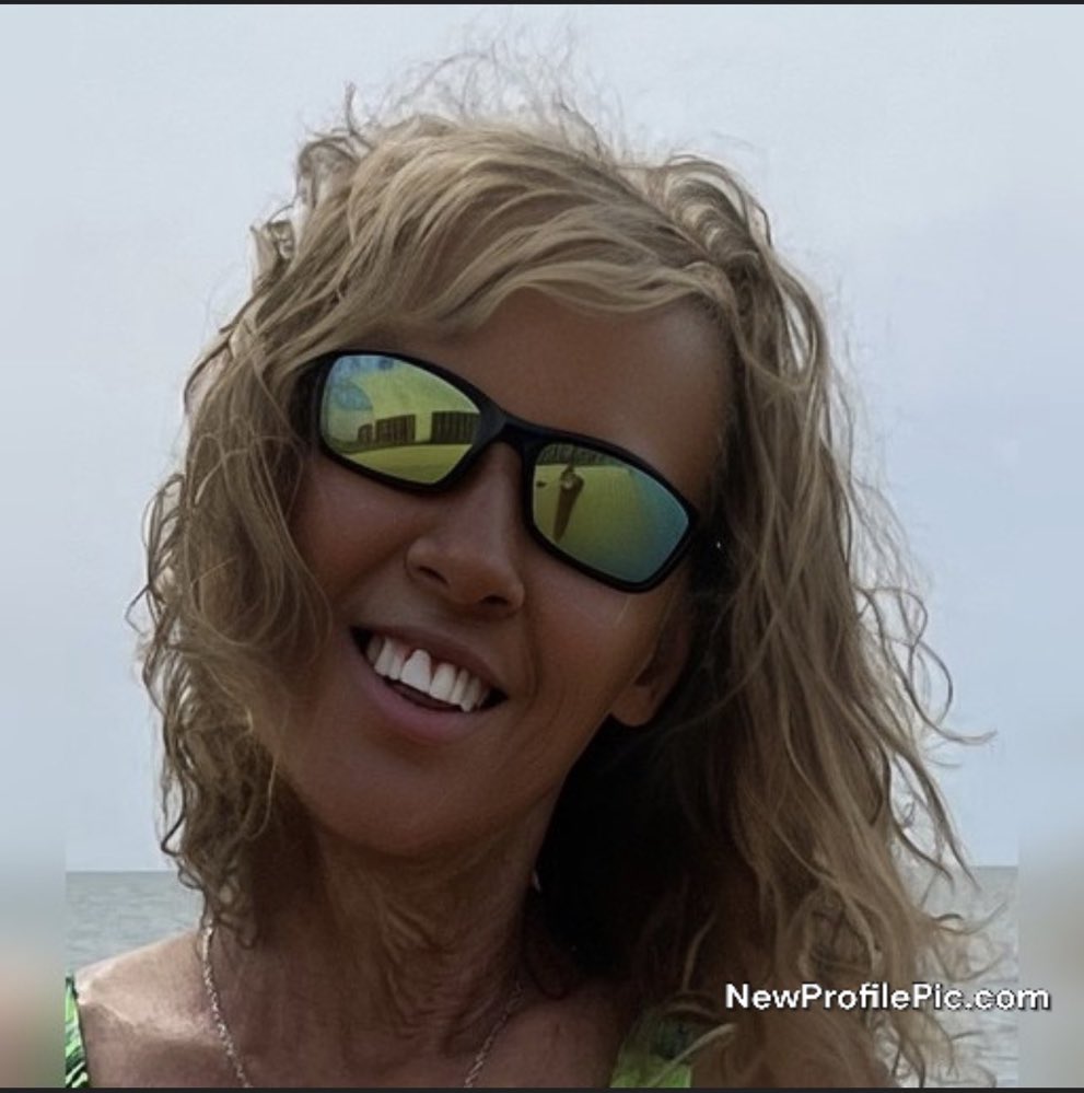 debbiesnc's tweet photo. On the beach May 6, 2023 https://t.co/Hp7zwL3WAF