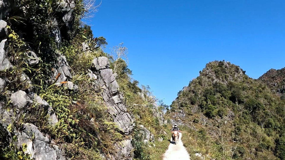 vietnambikers1's tweet photo. There's no better way to see rock beauty than by riding Vietnam's roads on your motorcycle. 👌

✔️ https://t.co/jgJ2tszVK2

#rockbeauty #uniquechallenges #motorcycleenthusiasts #vietnam #xuhuong2023 #trending2023 #motorbike #tour #rental #honda #XR150L #CRF150L #CRF250L #CRF300L https://t.co/8GAjCaAOr0