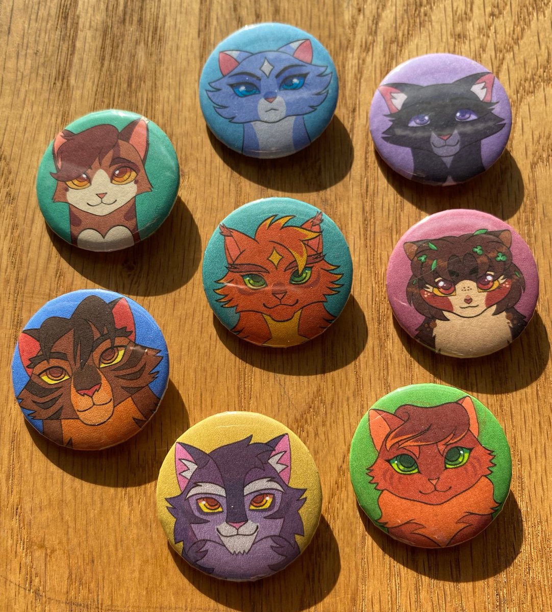 Warrior Cats buttons now up on my Etsy store! Choose your favorite! etsy.com/listing/148435…
