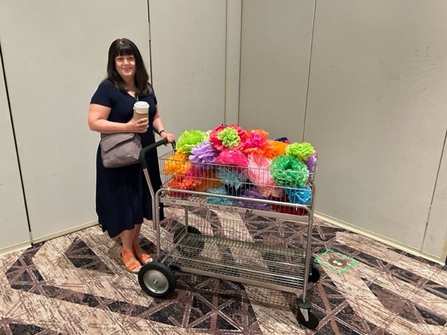 Here's Christine Trent, Venue Chair on the #HNS2023 Board getting ready to decorate the banquet room for the Historical Novel Society North America conference in San Antonio! We're getting excited to welcome our in-person attendees and keep connecting with our virtual attendees!