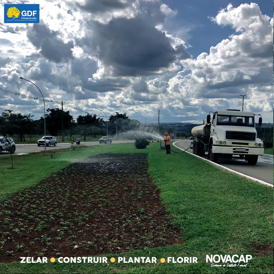 O DF florido e bem cuidado! 

A Novacap trabalhando nas irrigações dos canteiros ornamentais do Lago Norte. A dedicação das equipes do DPJ é essencial para manter as plantas saudáveis e exuberantes, mantendo um ambiente encantador para você, motorista e pedestre do Lago!

#fypシ