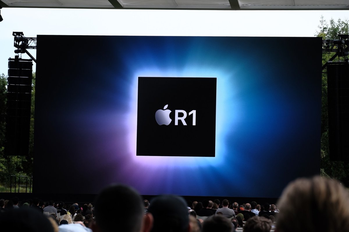 #APPLE's brand new #R1 chip runs #VisionPro #newtech #Apple #WWDC #Edtech #ITSupport