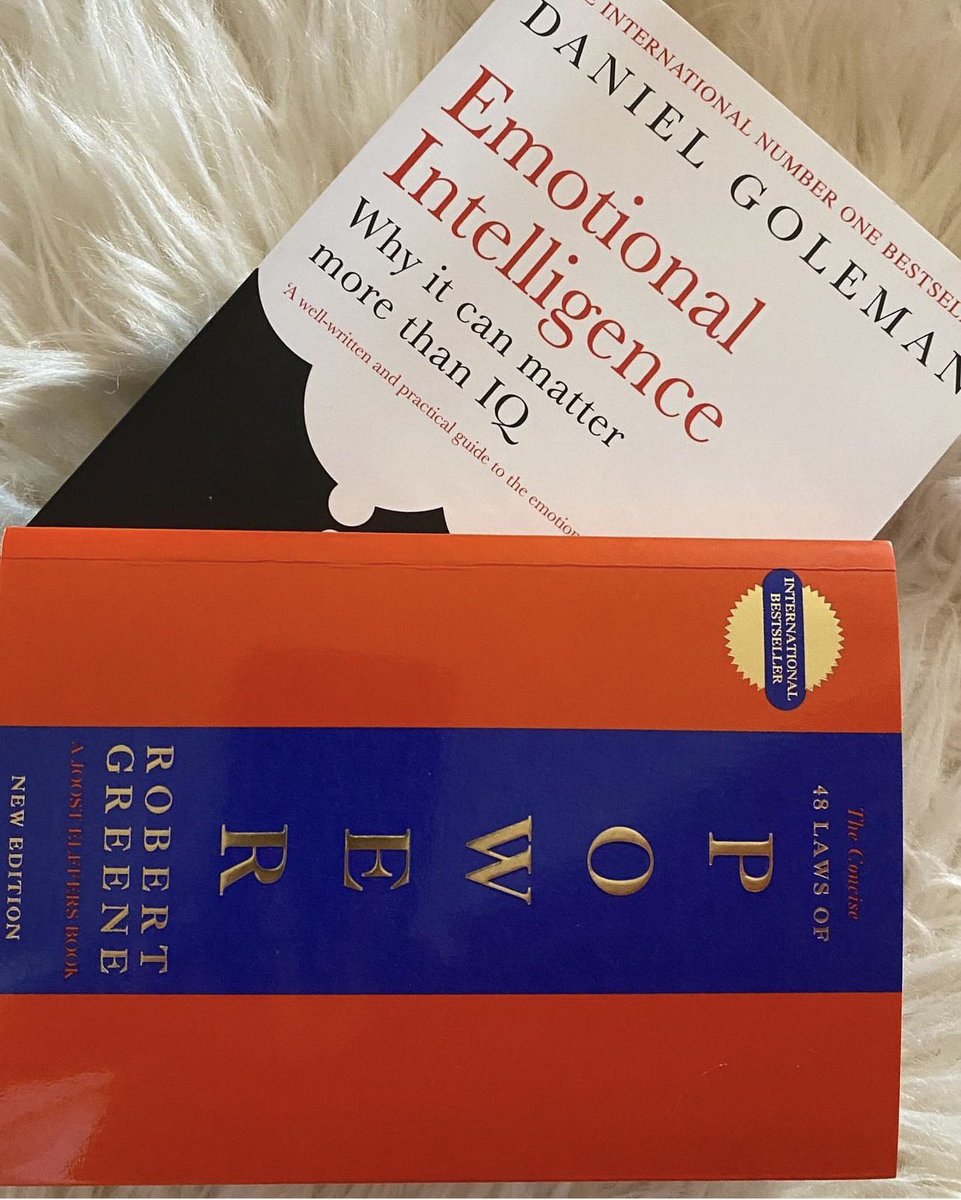 JollyMutesi's tweet image. Some of u ask me about my favorite books, As an avid reader &knowledge seeker, these are my three goto books.
The similarity btn these three is,they all teach about self awareness &regulation which is needed for one to make informed decisions in life. #letslearntogether. ๐ฆ