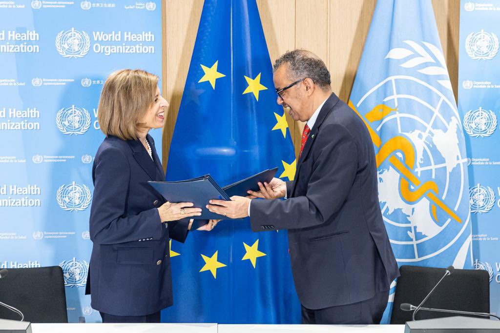 WHO Launches EU Style Vaccine Passports For Member Countries londonglossy.com/who-launches-e… via @londonglossymag #covidpass #vaccines #vaccinepass #WHO #pandemictreaty