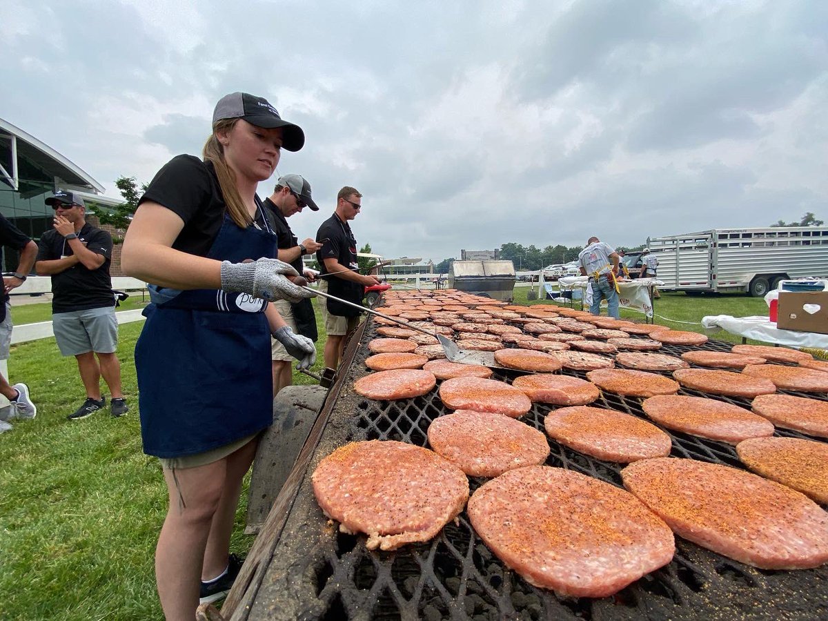 NPPCWPX's tweet photo. It’s not the #WorldPorkExpo without a visit to The Big Grill! Located south of the Varied Industries Building, make sure to stop by for some sizzling good pork from 11 a.m. - 1 p.m. every day of the event. #WPX23 🤤🍴 https://t.co/lXfxUUw3iA