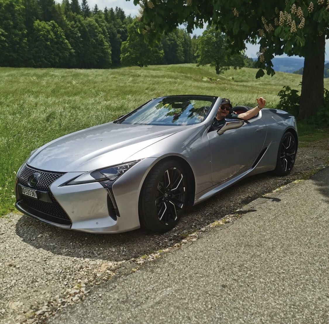 Thom_vintage tweet media