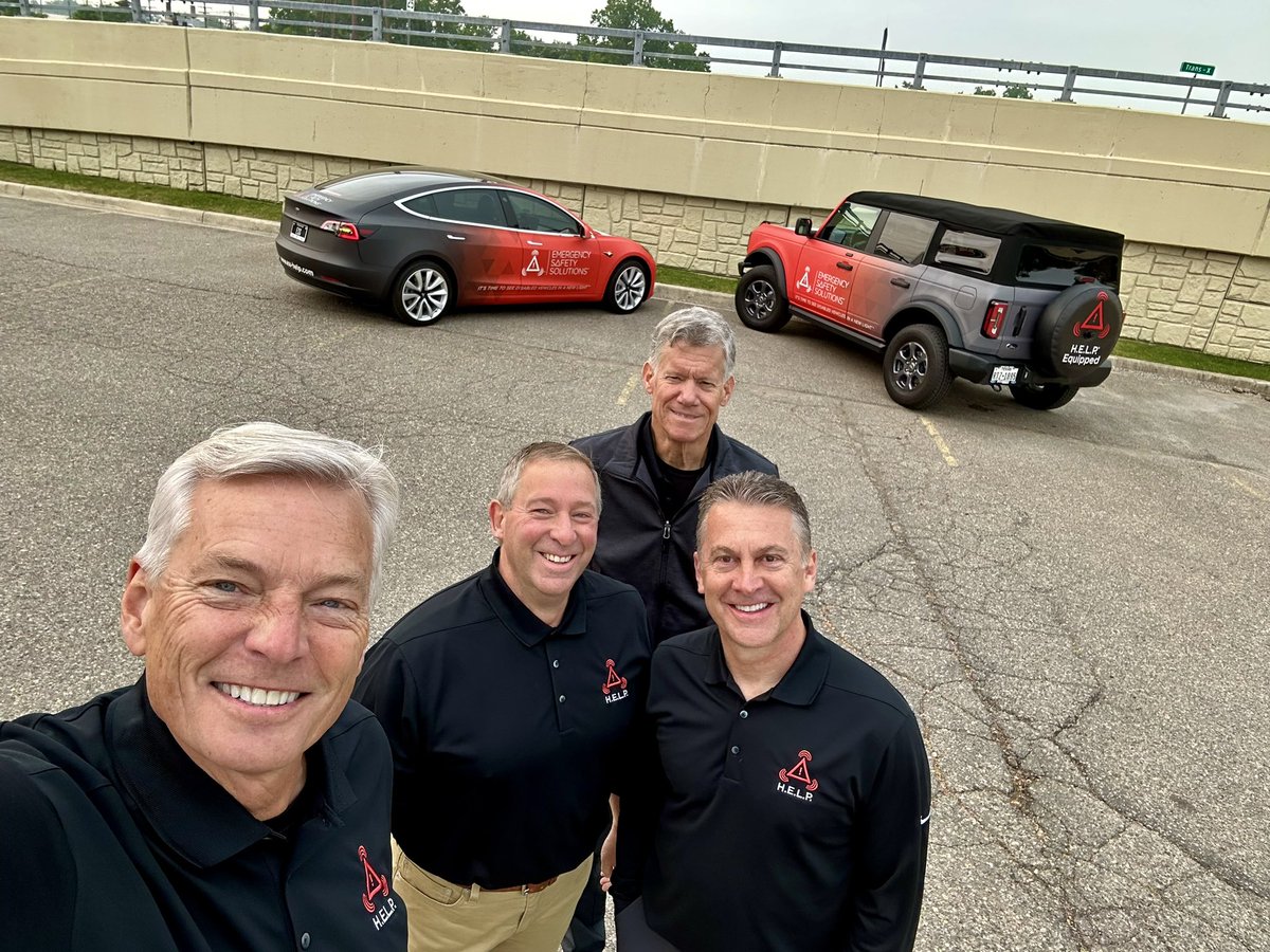 ESS_Help's tweet image. Tom Metzger - Chief Executive Officer
Tim VanGoethem - Chief Product Officer
Craig Keller - Director of Communications
Michael O'Brien - Executive Director of Business Development 

📍 25750 Novi Road #104. Novi, Michigan 48375. 

#ESSHELP #Covesa2023 #Michigan