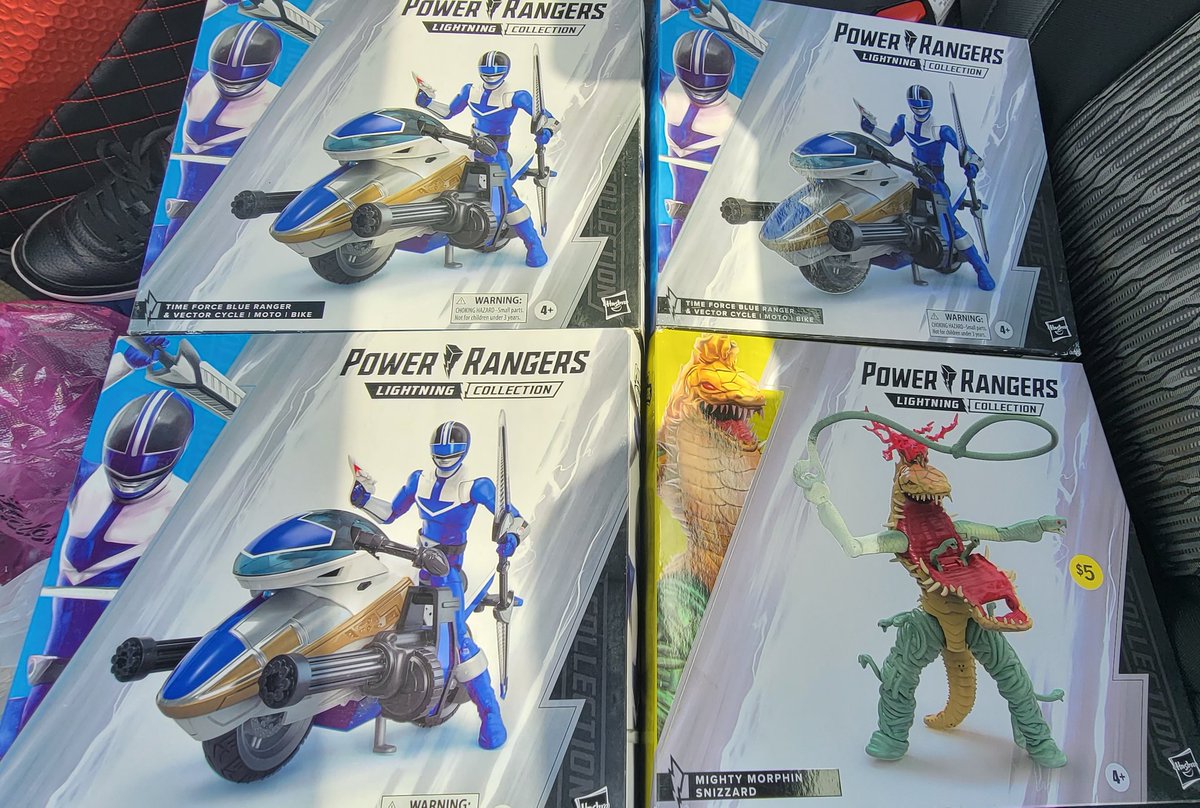 OPTICS's tweet image. Didn't think a flea market would have recently (?) released Power Rangers Lightning Collection figures, especially at $5 each.
#PowerRangers