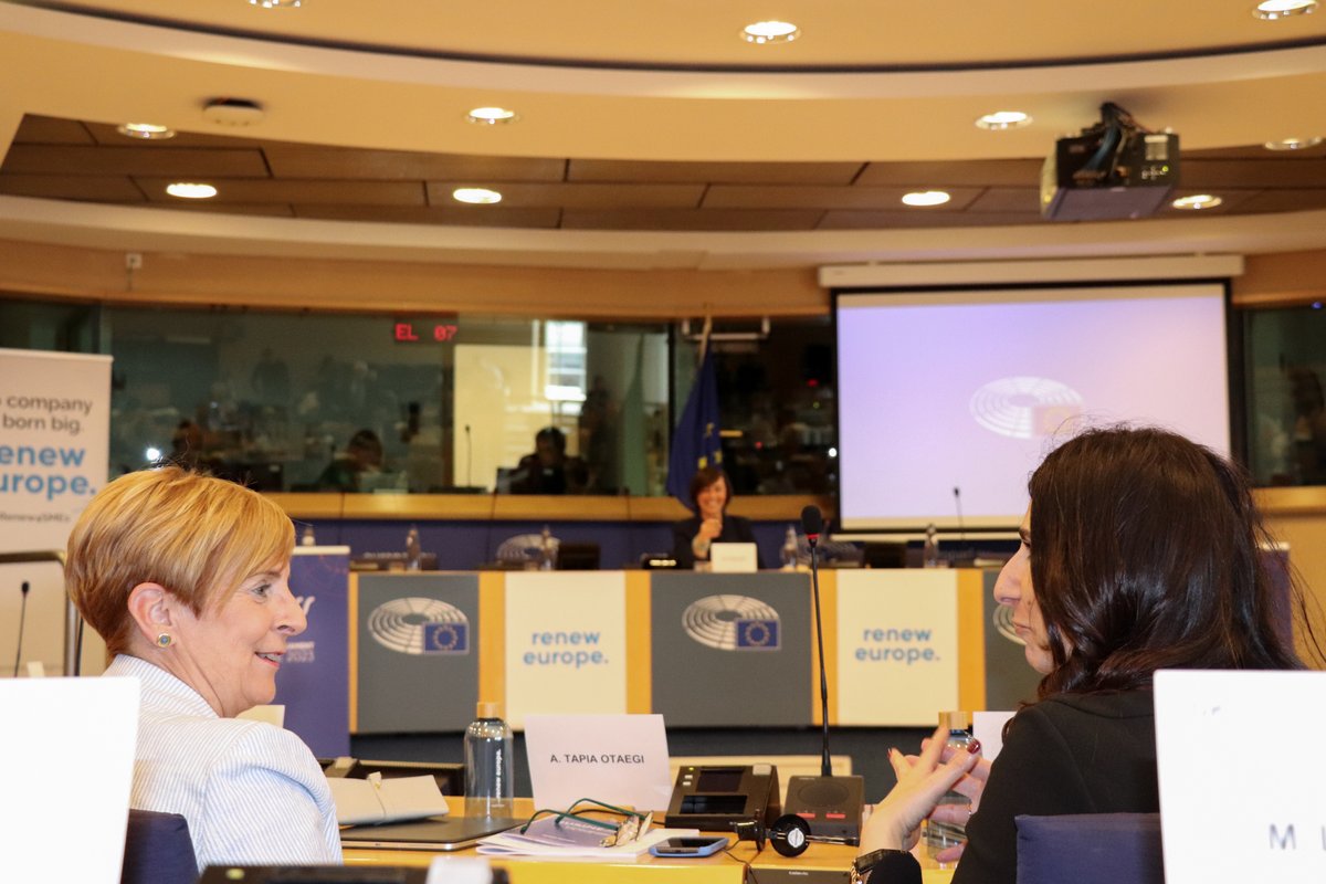 arantxa_tapia's tweet photo. 🇪🇺🎙️ It's been a pleasure to take part in @RenewEurope's #BusinessDays event at the European Parliament in Brussels.
According to the European Commission's spring report, the Basque Country is an example of innovation and competitiveness, and we are really proud of it! https://t.co/yQtvEkkkZM