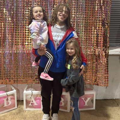 youngbdthakid18's tweet photo. #NewProfilePic https://t.co/gPtDa02duP