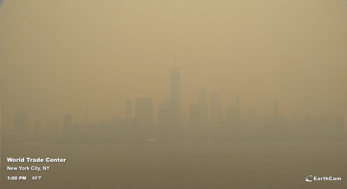 Latest live view of Lower Manhattan via <a href="/EarthCam/">EarthCam</a>. 1:00pm, June 7th, 2023. Unbelievable.