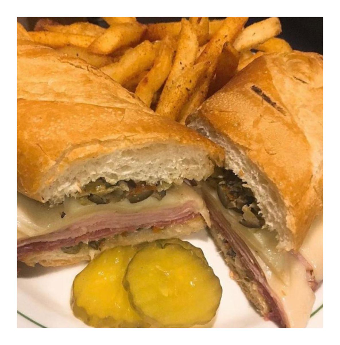 Buds Lousiana Cafe tweet media