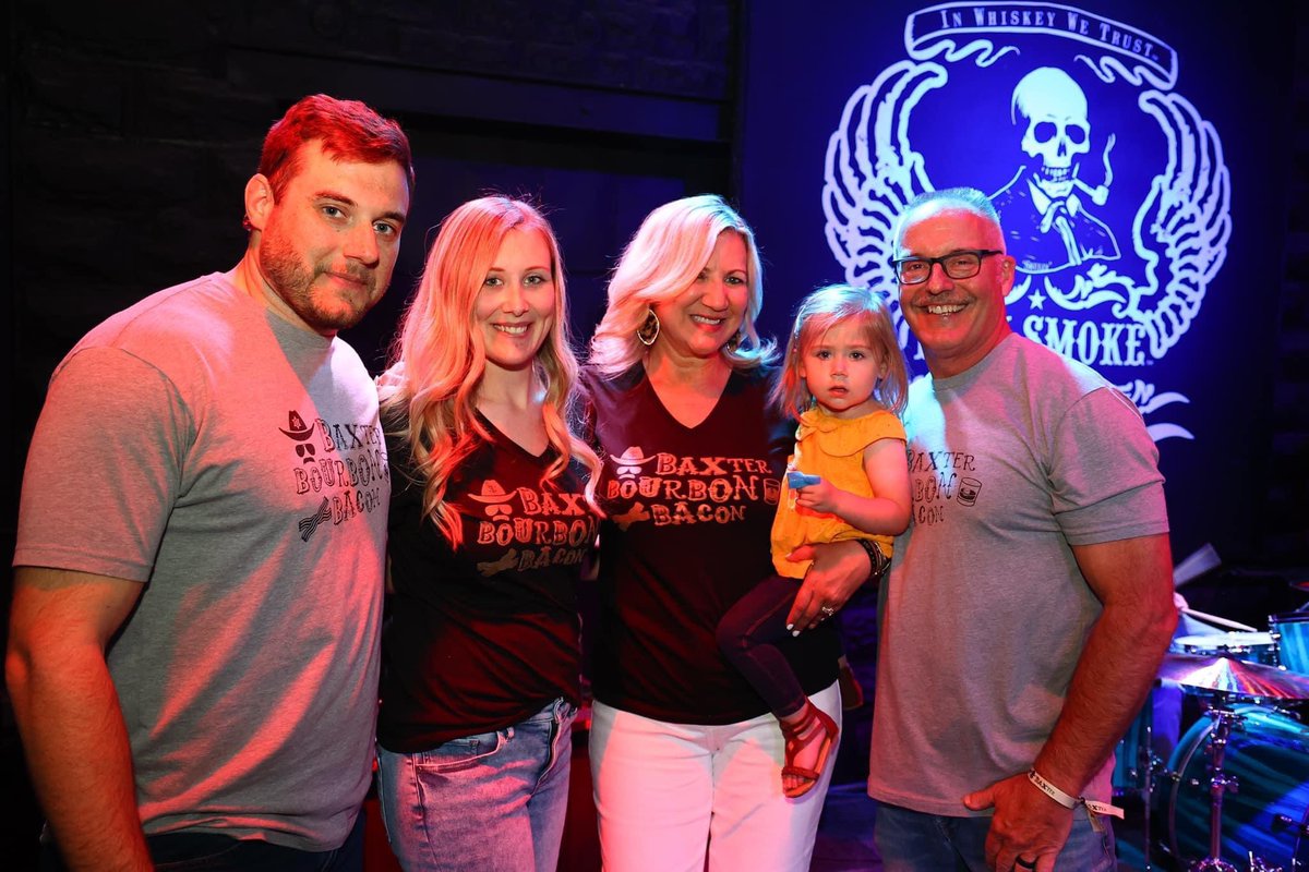 Sheriff_Baxter's tweet photo. Such a great evening with friends who share our commitment to this community. Thank you to all! We are blessed to have your support. You were missed Lt. Zach Baxter! 
📸 DeLisa Photography - Thank you, Neil! 
#keepsheriffbaxter #baxterbourbonbacon #teambaxter #ironsmokedistillery https://t.co/LFck1pg3KM
