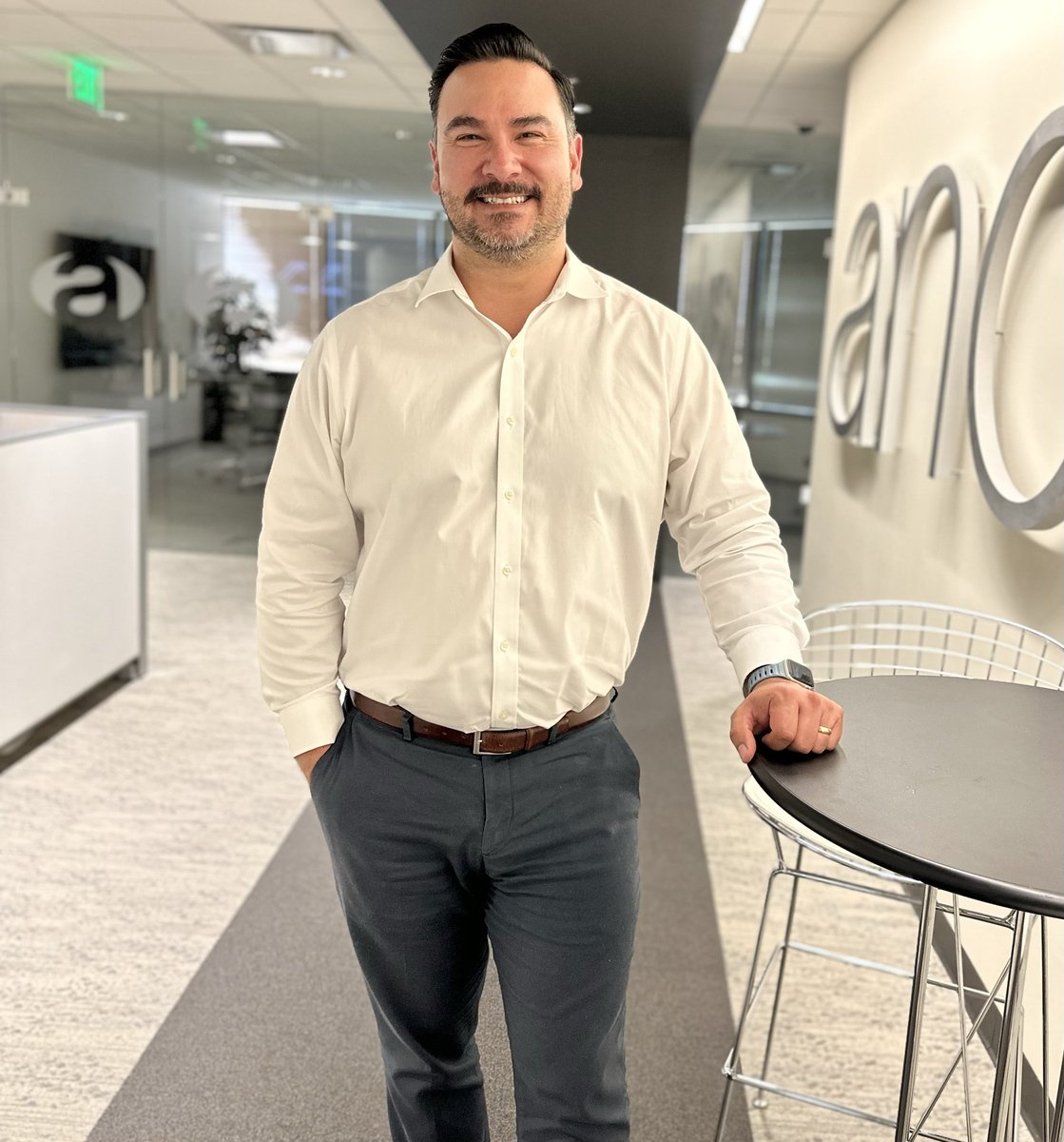andersonmktg's tweet photo. Congratulations to our Senior Account Executive, Joshua, for reaching one year at Anderson! His kind nature and strong ability to connect with clients don't go unnoticed. And not to mention, he never fails to make us laugh. We enjoy having you at the agency, Joshua! https://t.co/lrv9ddc9IZ