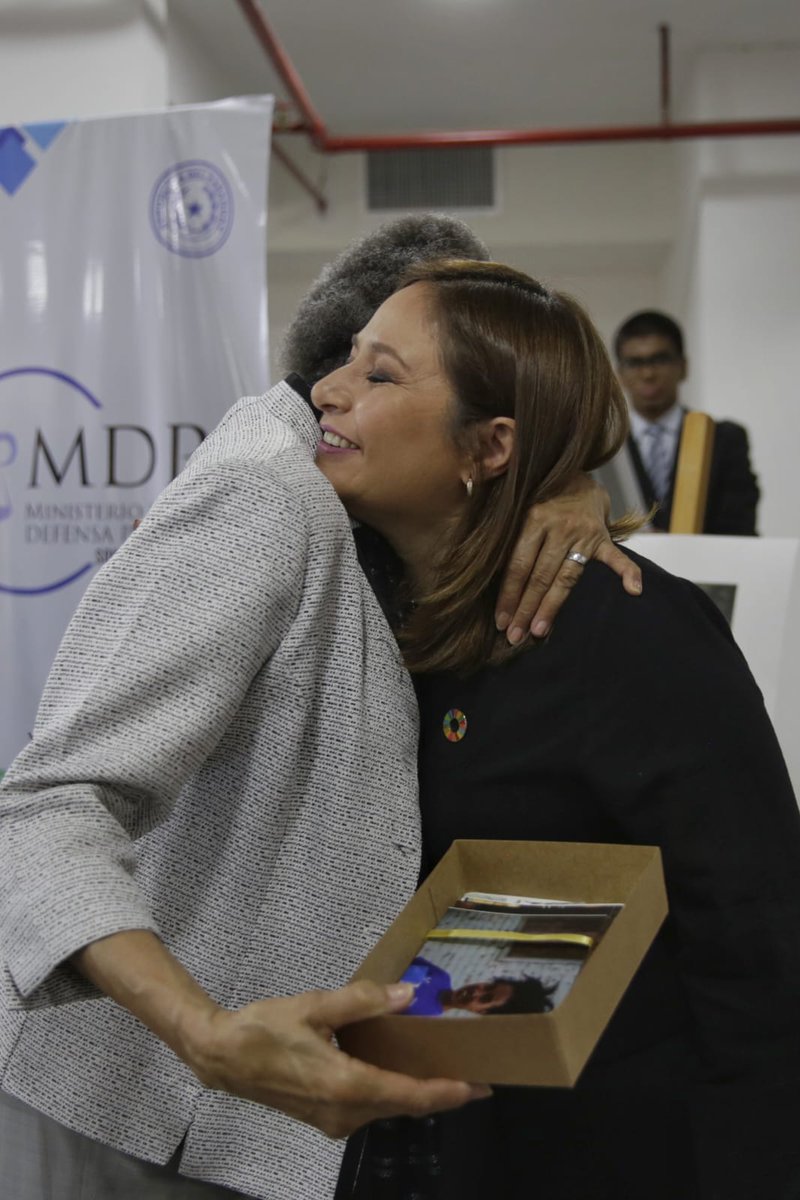 MDP_py's tweet photo. [HOY] La defensora general, @segoviaml, recibió en la sede del #ITSDP a la presidente de @CIDH, Magarette May Macaulay. De la reunión participó el Coordinador Residente de las @ONUParaguay, @MarioSamaja. https://t.co/2DcbzrwQuU